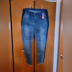 Plus size womens jesns
